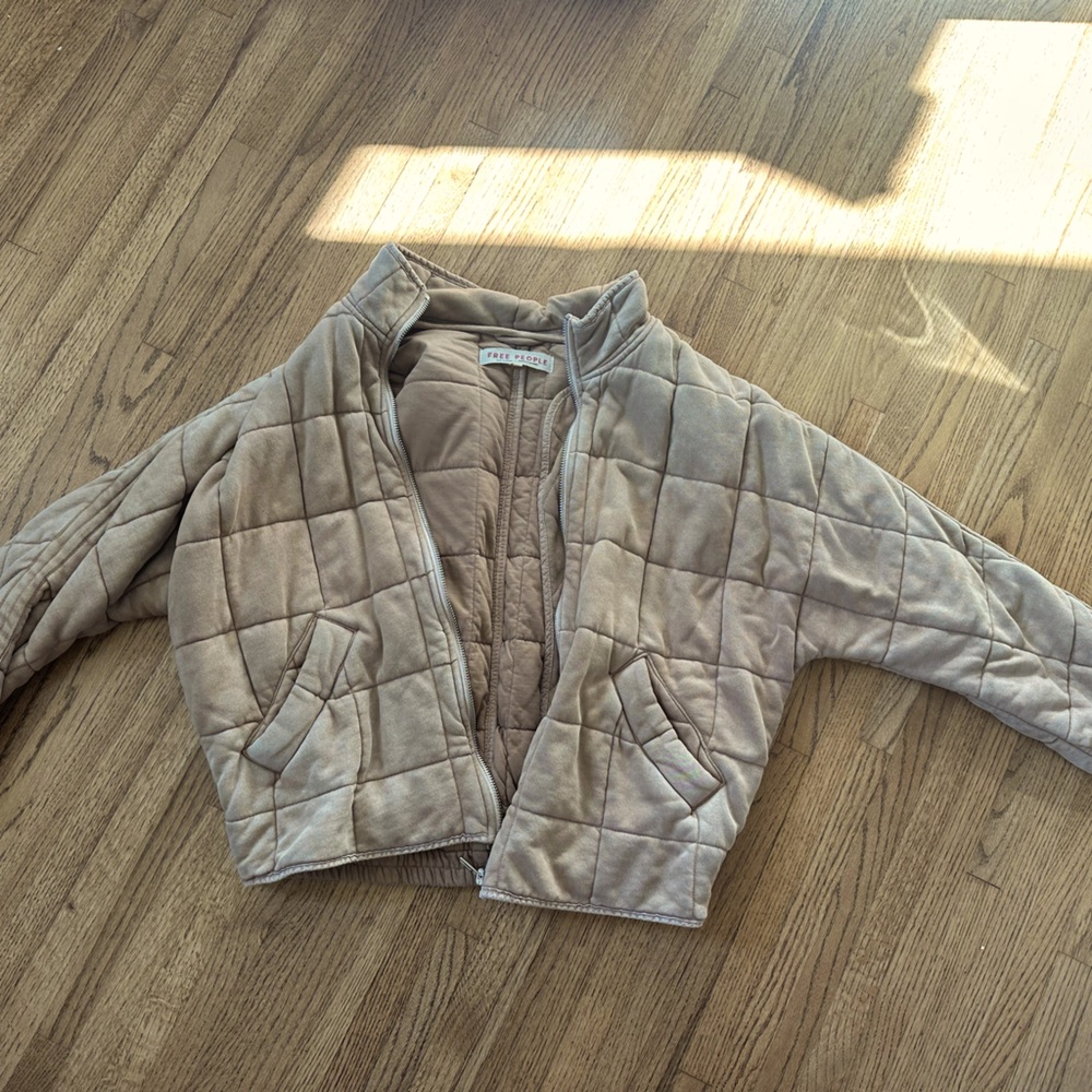 Free People Dolman jacket. seldom worn. Champagne color. Size Small.